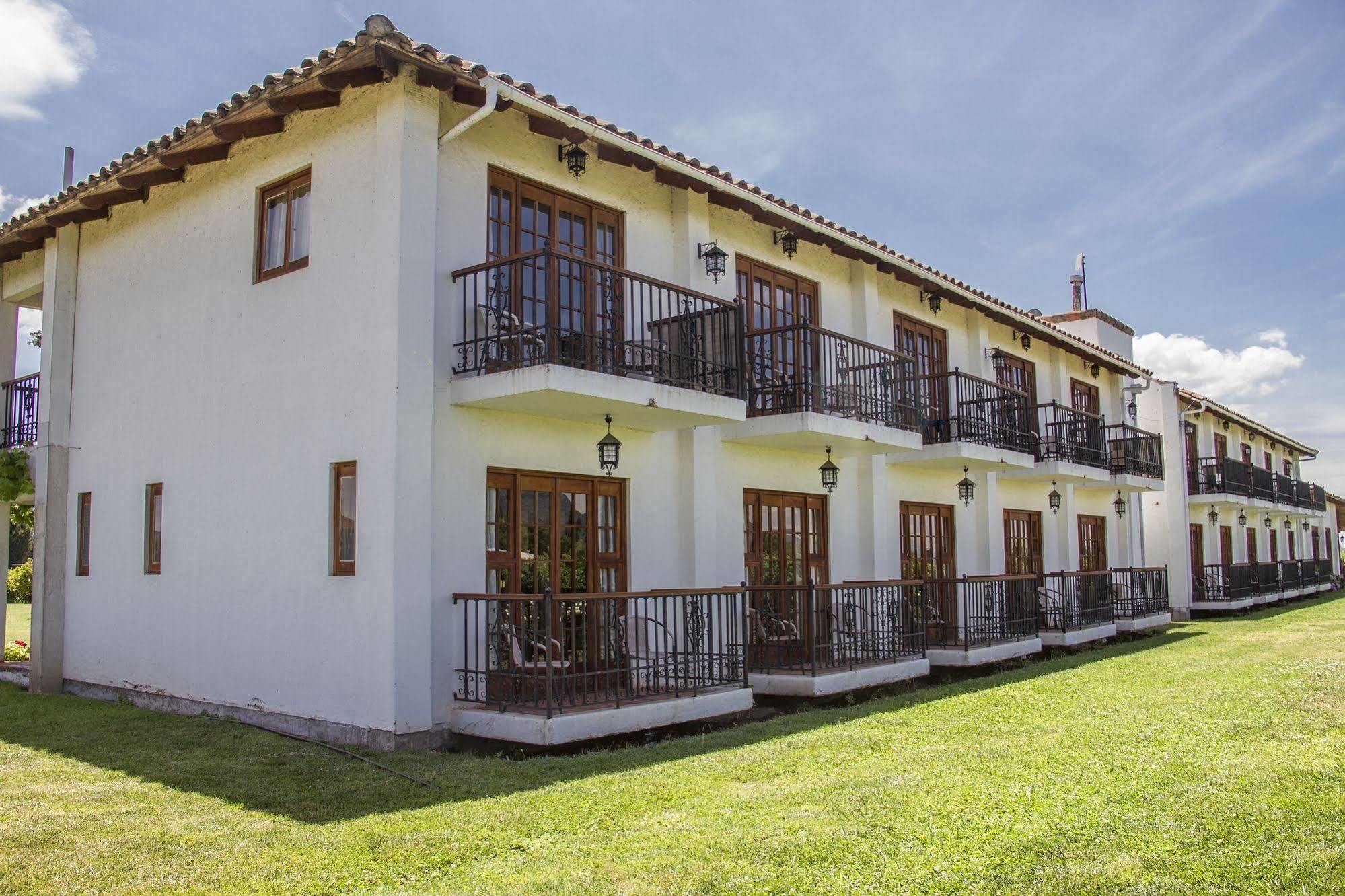 Hotel Terravina Santa Cruz Exterior photo